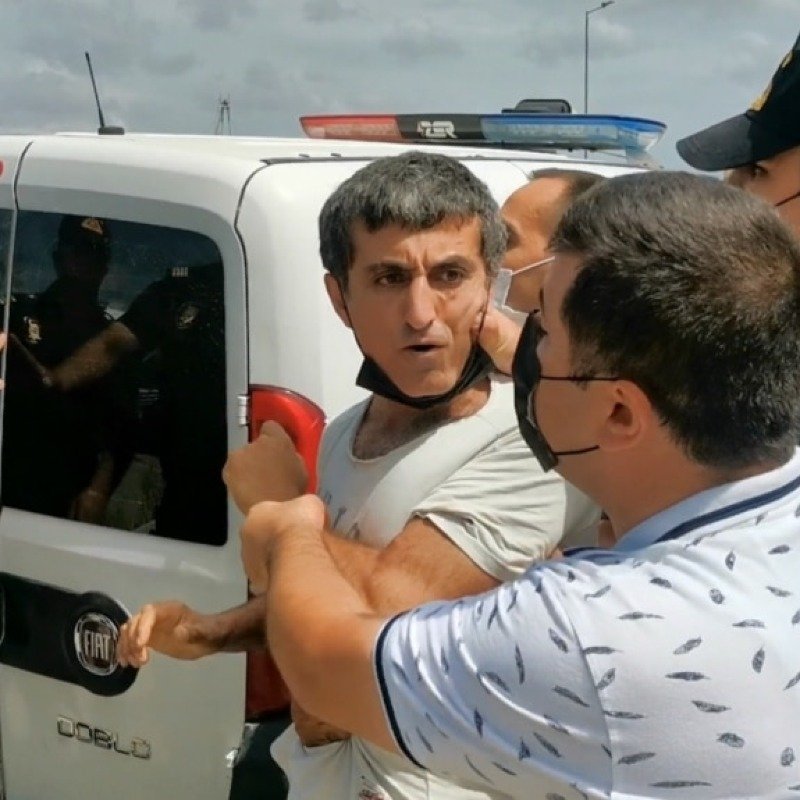 Heyvan hüquqları müdafiəçisi Elxan Mirzəyevin saxlandığı deyilir