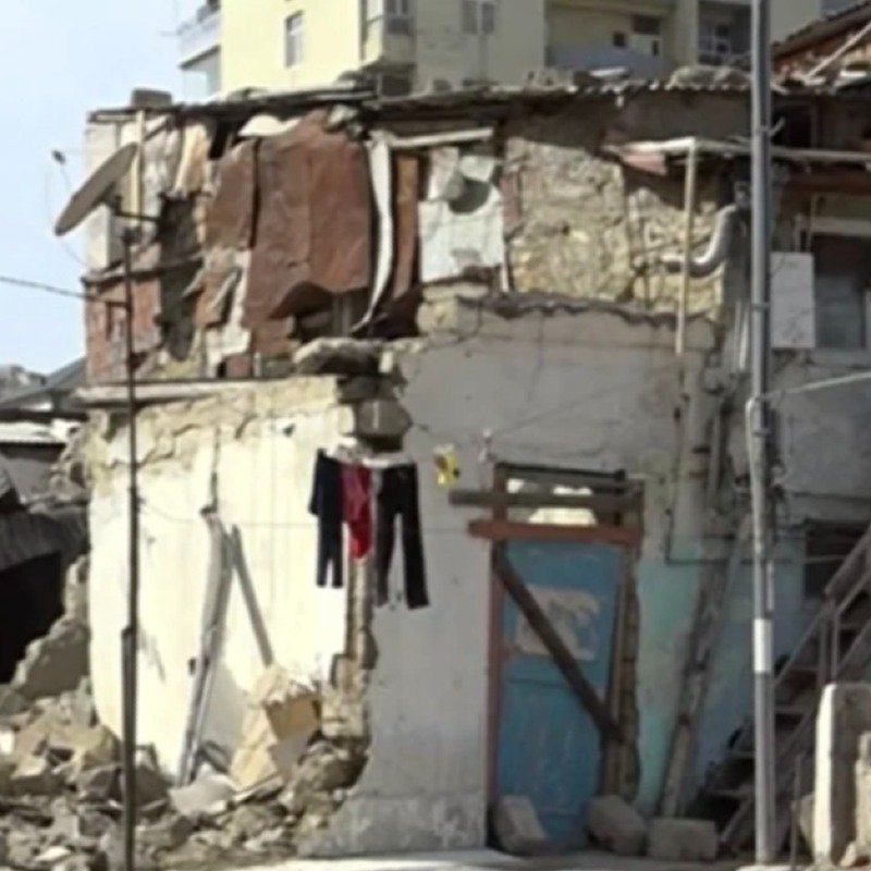 Bakıda söküntü mübahisələri: Kiçik ev sahibləri daha böyük mənzil tələb edir