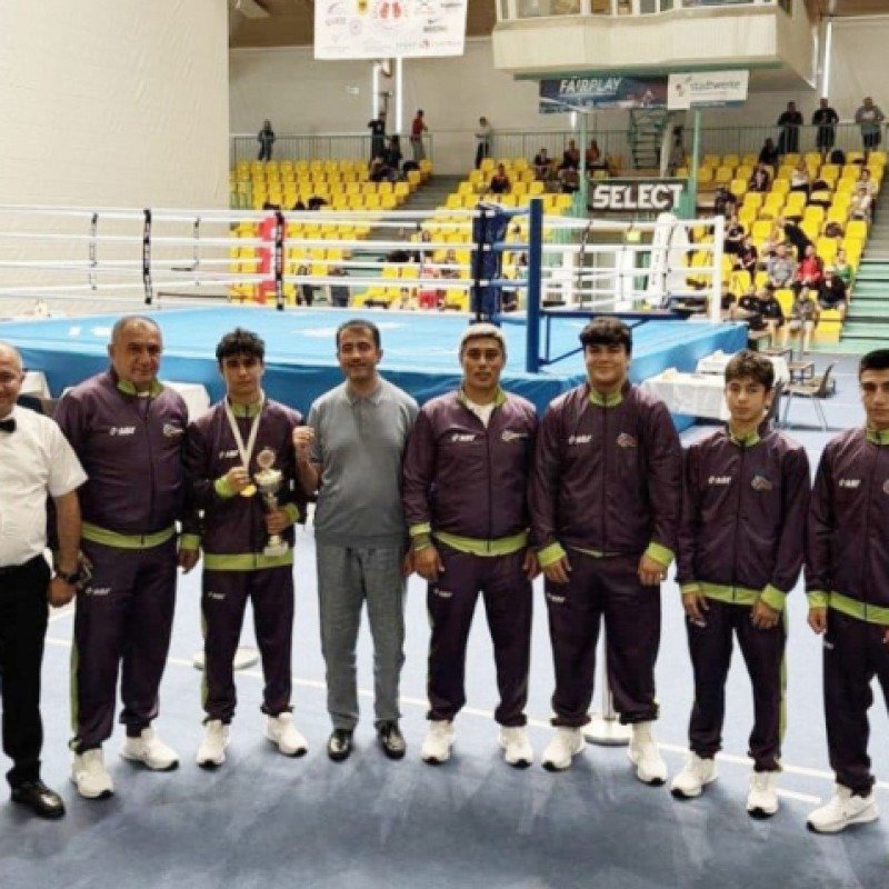 Azərbaycan boksçusu Almaniyada gümüş medal qazanıb