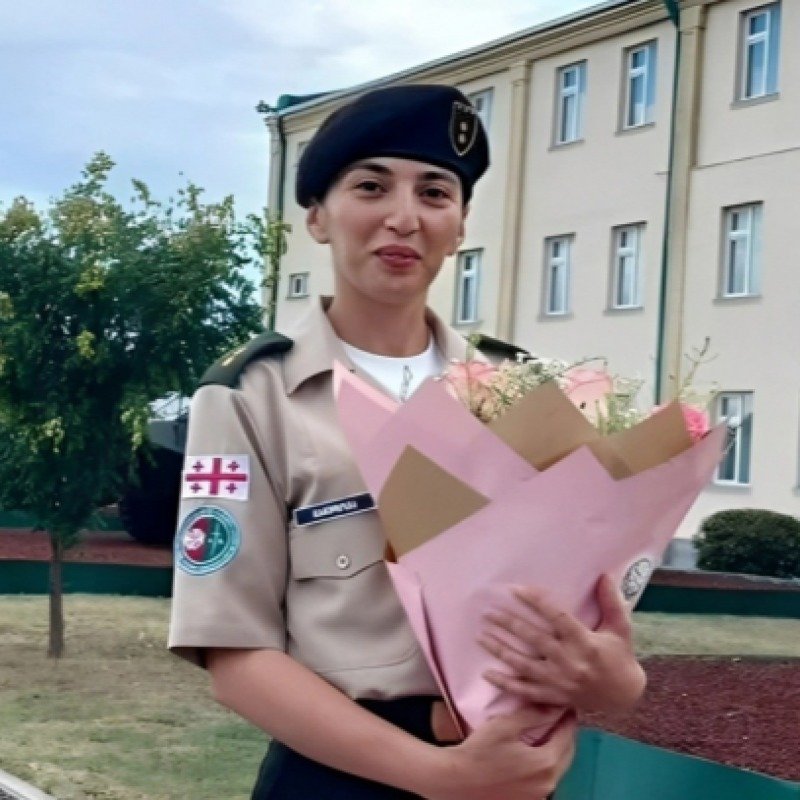 Gürcüstan ordusunda ilk dəfə azərbaycanlı qadın zabit olub