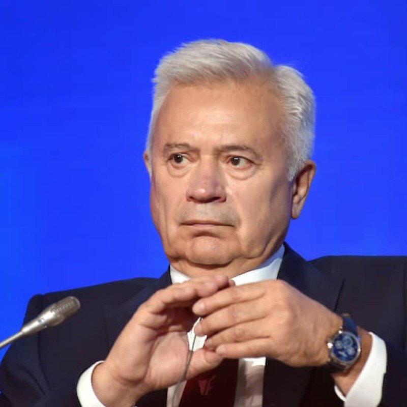 Azərbaycanlı milyarder ilk ÜÇLÜKDƏ