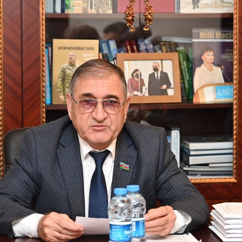 Oğlum Ağcabədidə işləyir, orada toyuq-cücə saxlayır - Deputat