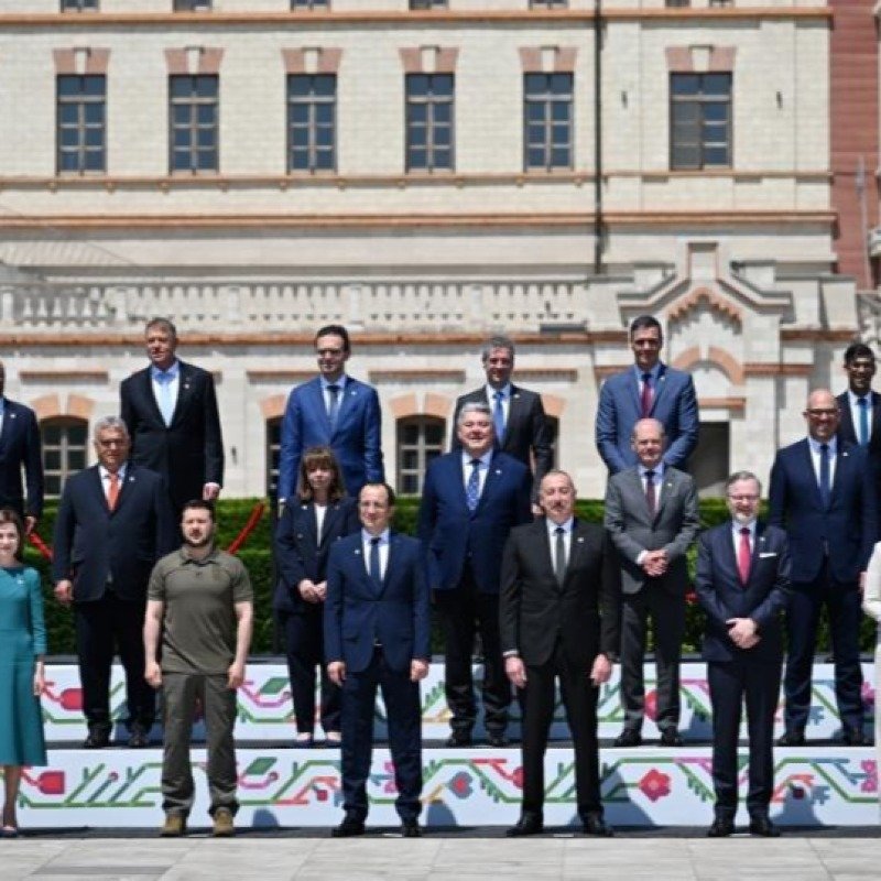 Avropa liderləri bir araya gəlir - İlham Əliyevlə Paşinyan da dəvət edilib