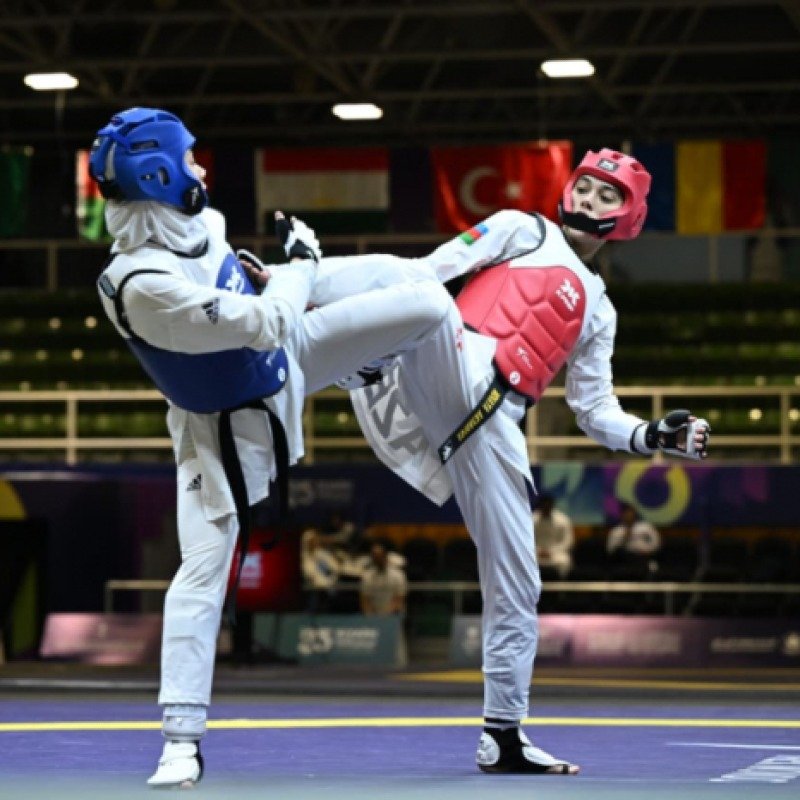 Azərbaycan taekvondoçusu İslamiadada gümüş medal qazanıb