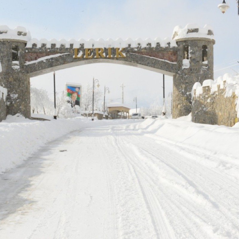 Lerikdə 1 metr qar yağıb