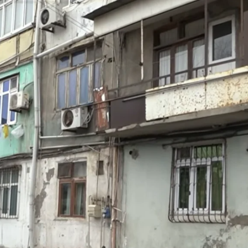 Sumqayıtda "ölüm növbəsi" gözləyən bina