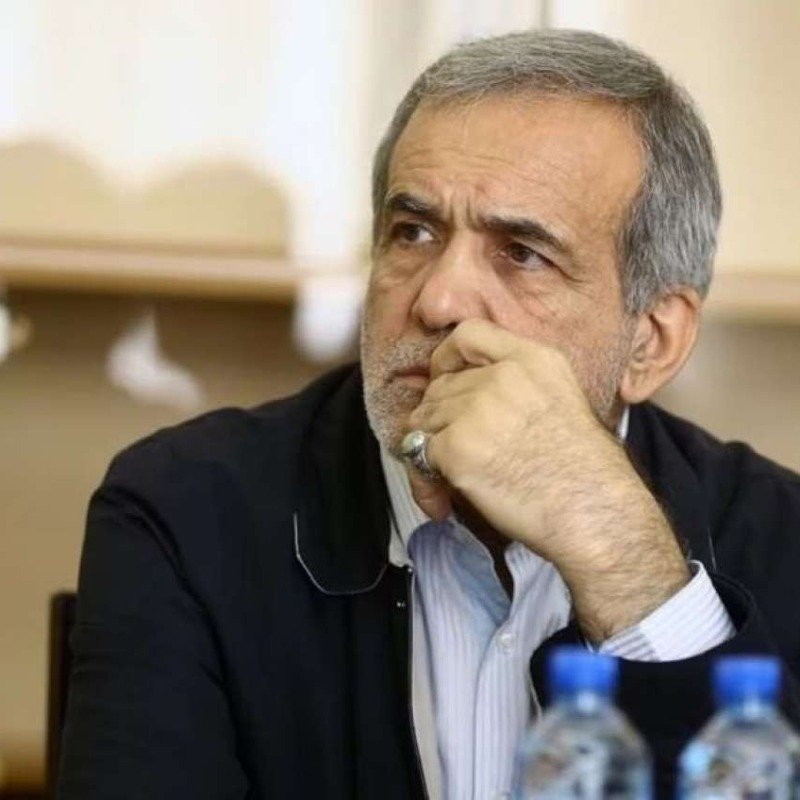 Pezeşkian istefa vermək istəyir?