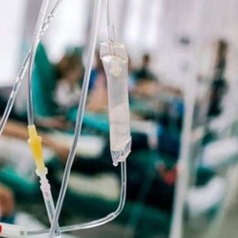 Dəniz sahilində kütləvi zəhərlənmə