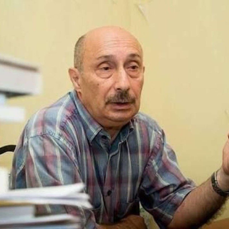 "Onlar satqın, milli qeyrətini pula dəyişənlərdir" - Zərdüşt Əlizadə