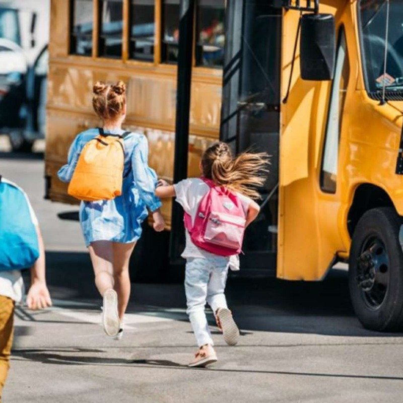 Məktəbli avtobusları ilə bağlı narazılıq - “Niyə 10 gün əvvəldən pul ödətdirirsiz?”