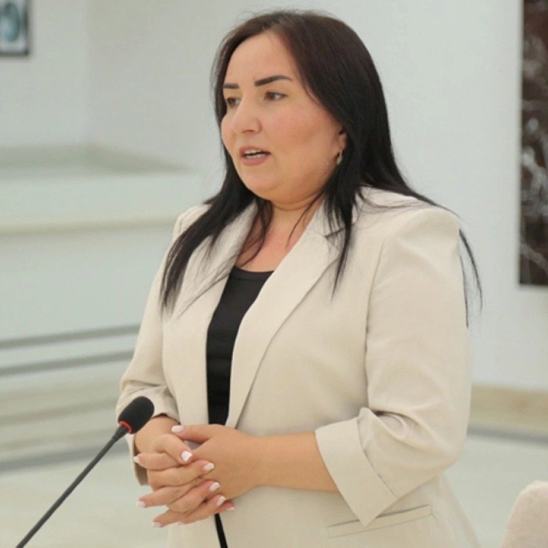 İcra başçısı Xuraman Məmmədovanı işdən çıxardı