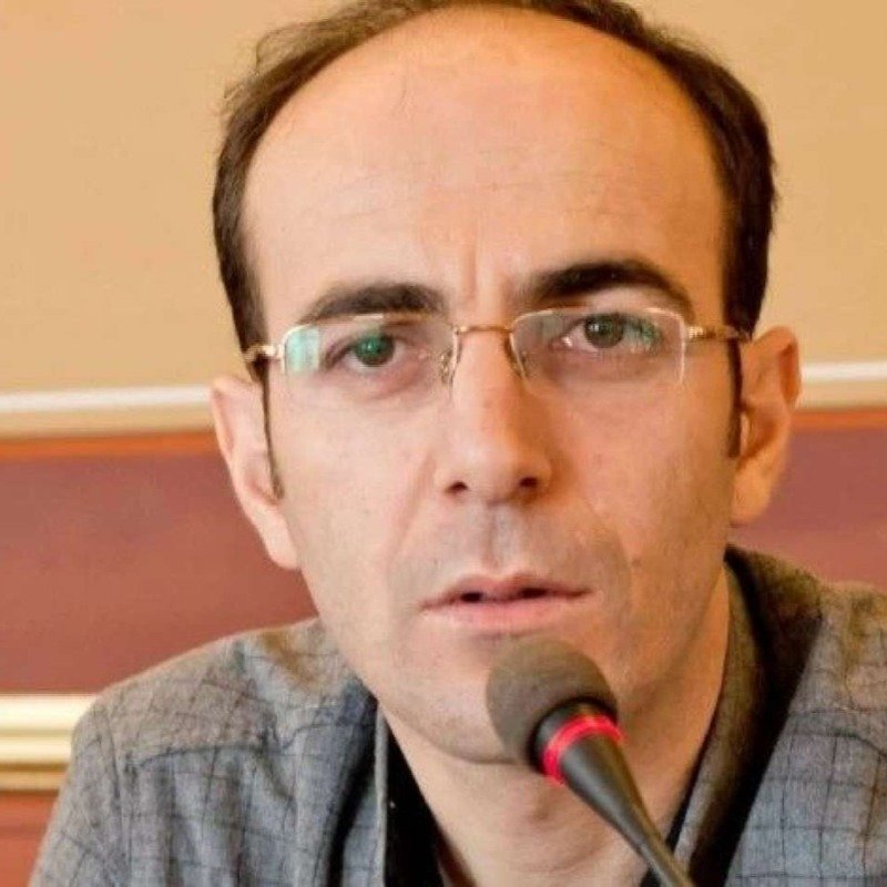 Həbsdə olan jurnalistə ağır itki