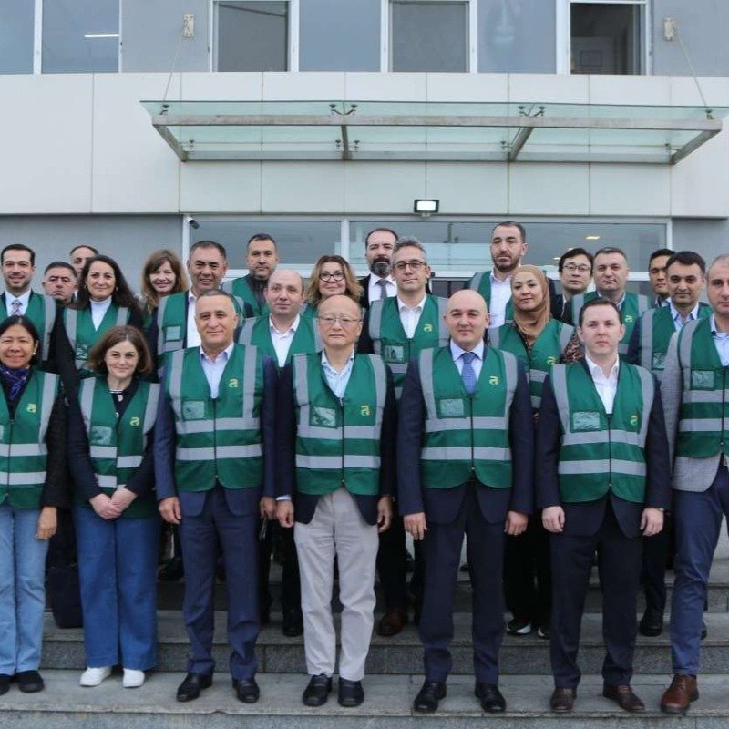 AİB prezidenti “Veysəloğlu”nun logistika mərkəzi ilə tanış oldu – FOTO