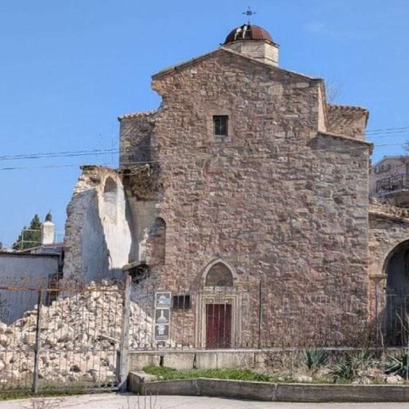 Krımdakı erməni kilsəsi dağılır