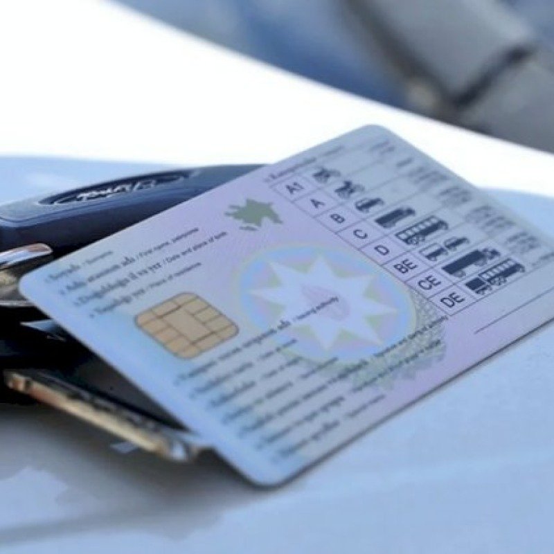 Azərbaycanda sürücülük vəsiqələri müddətsiz veriləcək? 