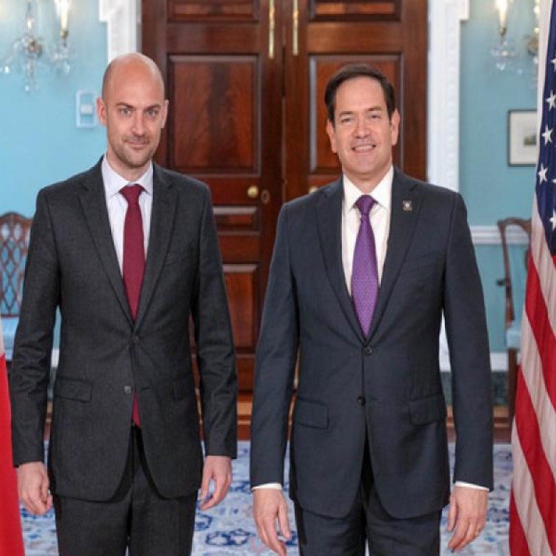 Marko Rubio fransalı həmkarı ilə Azərbaycan-Ermənistan sülh prosesini müzakirə edib