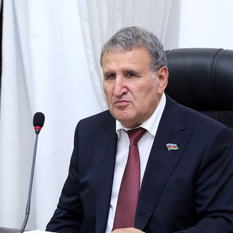 "Qızımın bir milyonu yox, çoxlu qızıl-zinət əşyaları oğurlanıb" - İsa Həbibbəyli 