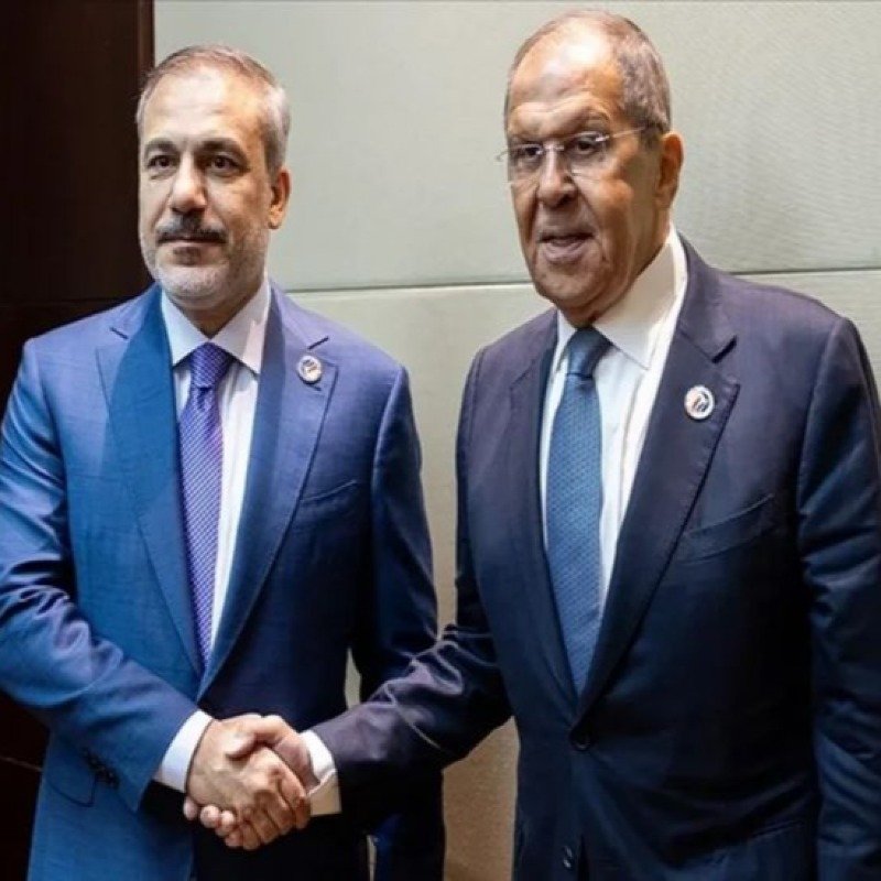 Sergey Lavrov Hakan Fidanla Alyaska görüşünün nəticələrini müzakirə edib