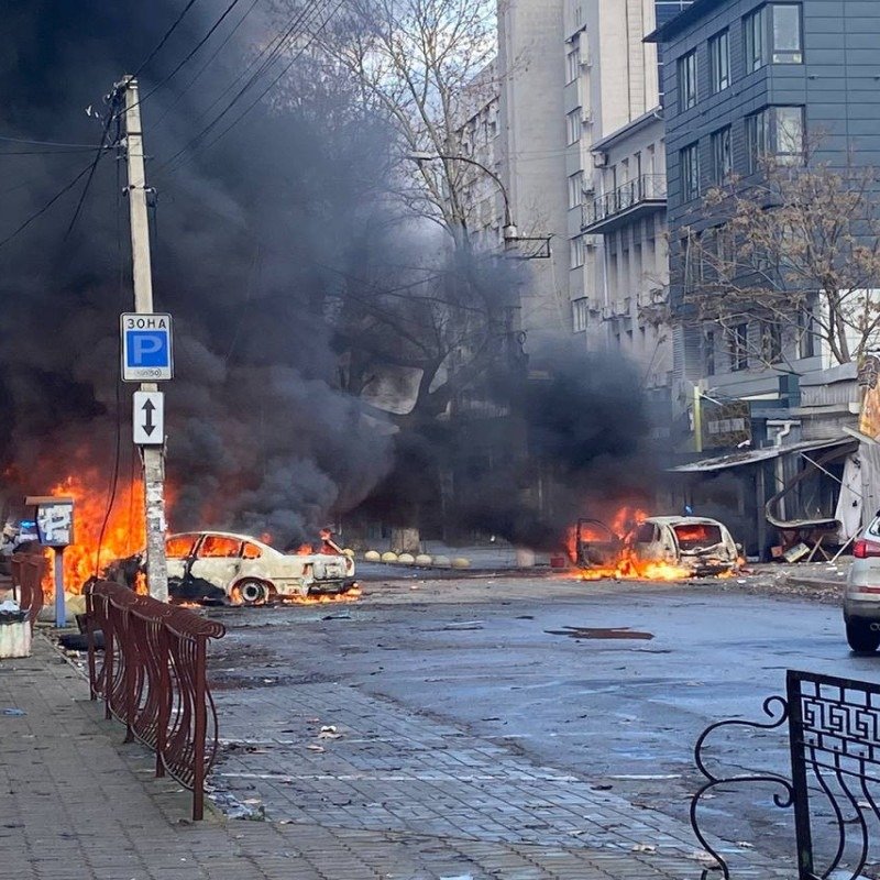 Xersona dron zərbəsində 27 nəfər həlak olub