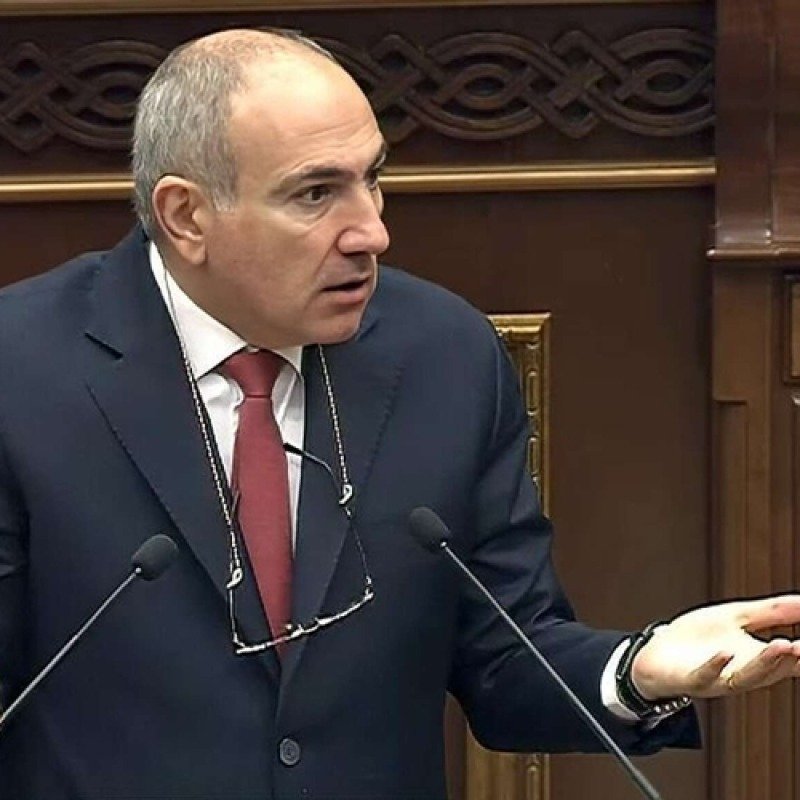 “Milyarderlər ittifaqı” bu dəfə Paşinyana qarşı