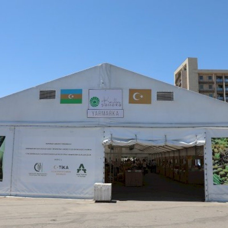 “Nazirliyin təşkil etdiyi yarmarkaya alverçilər yığılır” - ETİRAZ