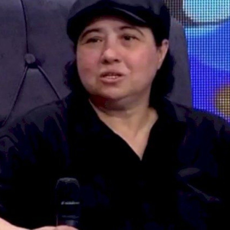 “Aygün Bəylər buna görə kişi paltarı geyinirdi”