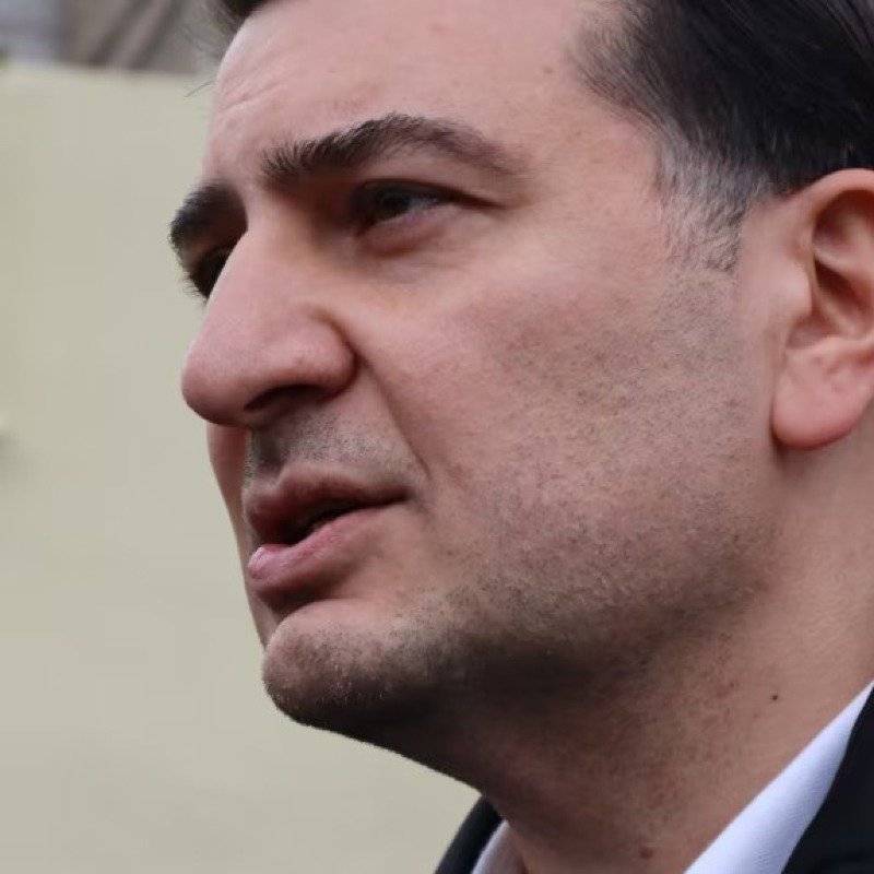 Vəkilləri Azər Qasımlıya bəraət istəyiblər