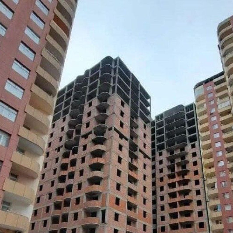 “Neftçilər”də milyonluq binalar inşa edən icra başçısına yaxın 10 manatlıq şirkət vergi borcunu ödəmir