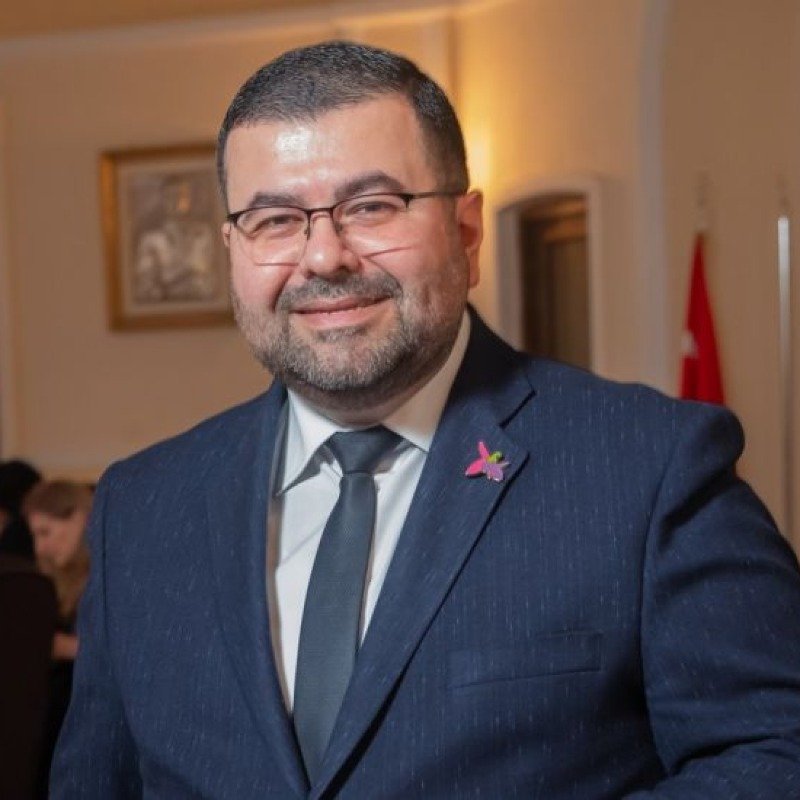 Əbülfəz Babazadə: ““Novruz” sözünün fars mənşəli olması faktdır”