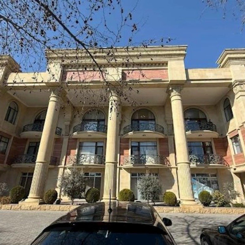 Məşhur şirkətin Bakıdakı ofisi müsadirə olunaraq hərraca çıxarılıb – Foto