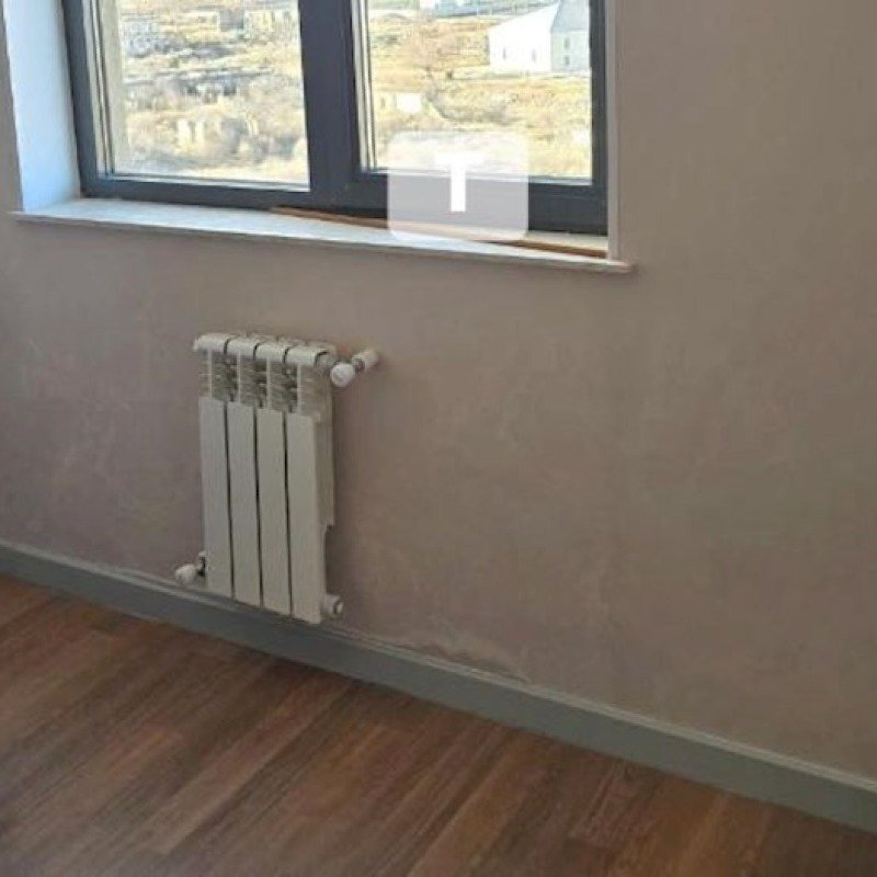 Ağdamda yeni tikilən binadakı radiator müzakirələrə səbəb oldu