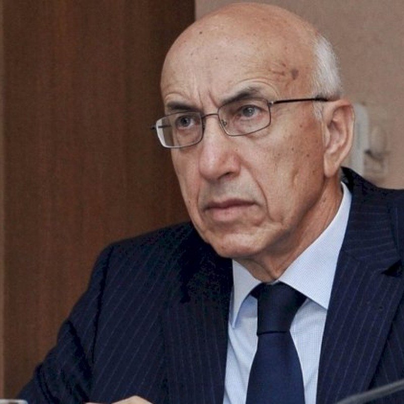 “Ola bilsin, Ramiz Mehdiyev nalayiq işlərlə məşğul olmağa başlayıb”