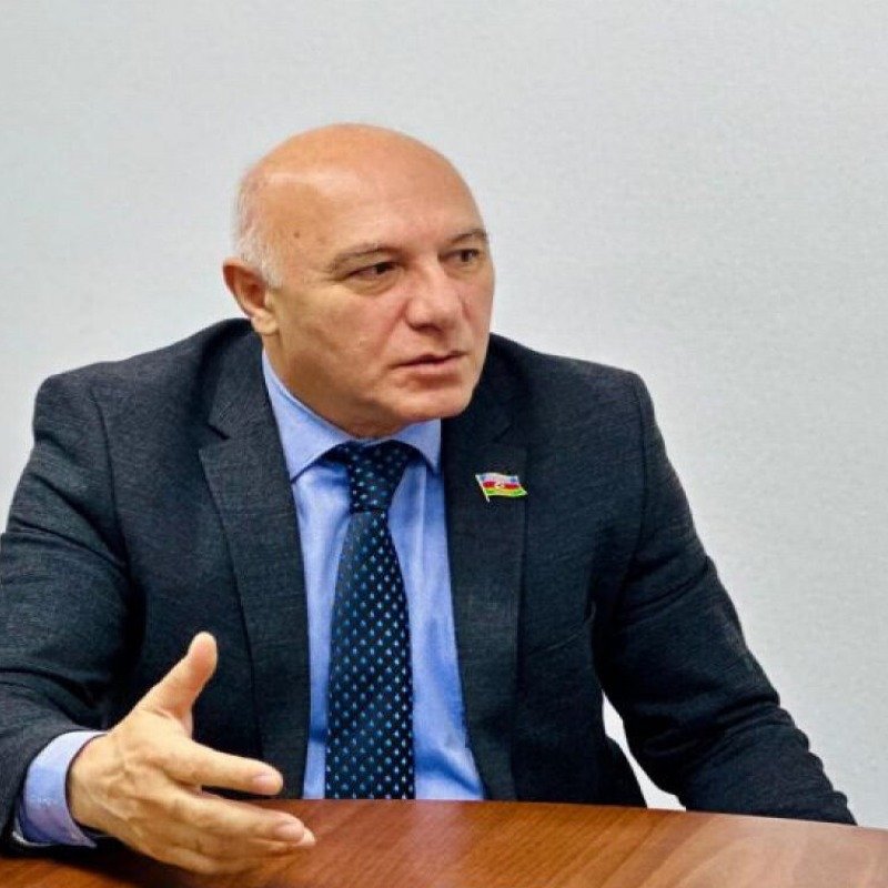 Arzuxan Əlizadə: “Bu təyinatı cənab Prezidentin Tahir müəllimə növbəti etimadı kimi dəyərləndirirəm”