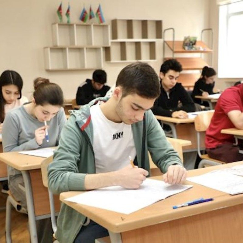 “90 bal toplayan uşaqlar 60-70 balı güclə yığa biliblər” – Repetitor