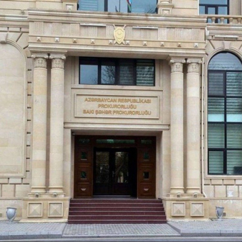 Paytaxtda 3 prokurorluq əməkdaşı vəzifədən azad olunub
