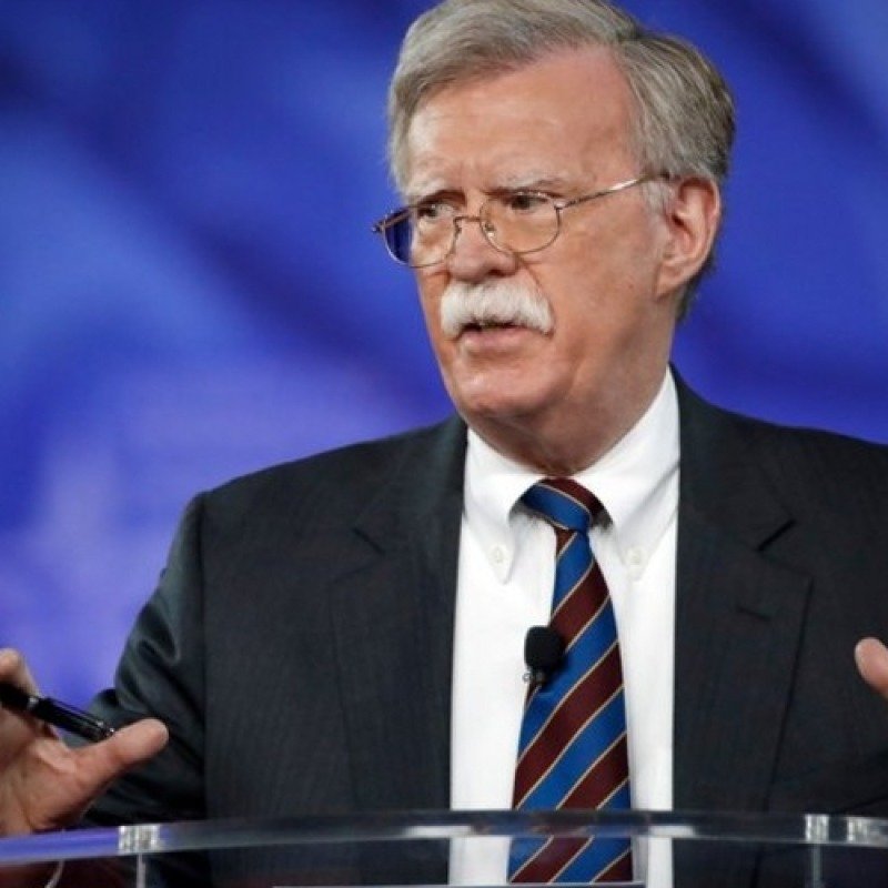 Boltonun evindəki axtarış siyasi qisasdır - WSJ  