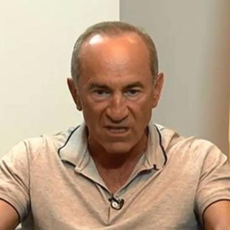 "Azərbaycanı və Türkiyəni durdurmaq üçün yeganə imkan Rusiyadır" - Robert Koçaryan