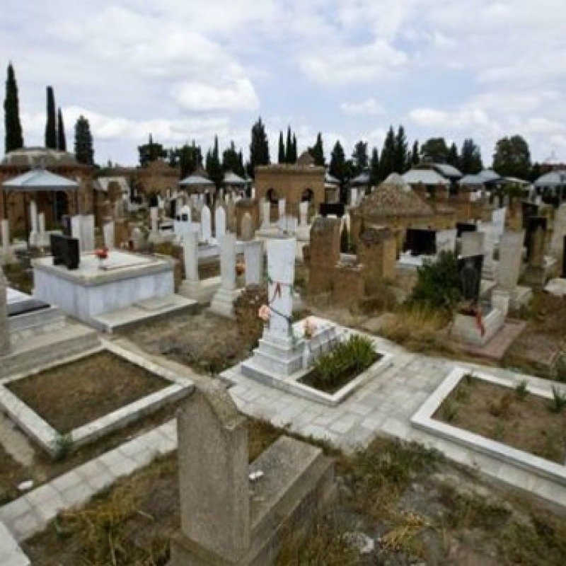 Ölkənin “son mənzil” problemi: məzarlıqlar “od qiymətinə”