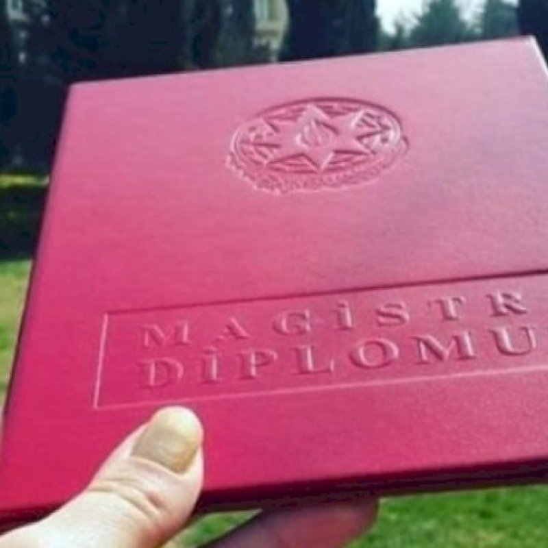 Attestatla diplom alanlar: “Düşünür ki, universitetə qəbul olaram, sonra Allah kərimdir”