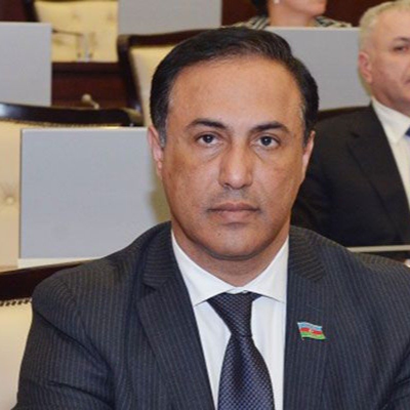 Elman Nəsirov Azər Qasımlının həbsindən danışdı: “Heç kim hakimiyyəti sərt tənqid etdiyinə görə cəzalana bilməz”