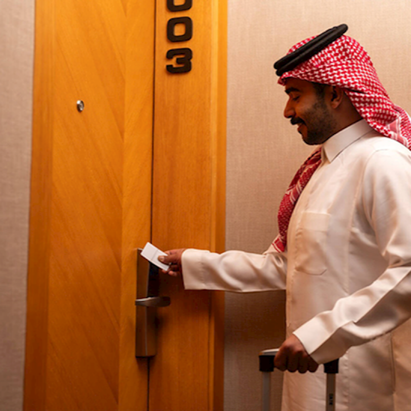 Ərəblər Şuşadakı otellərdə 271, macarlar 20 manat xərcləyiblər – Siyahı