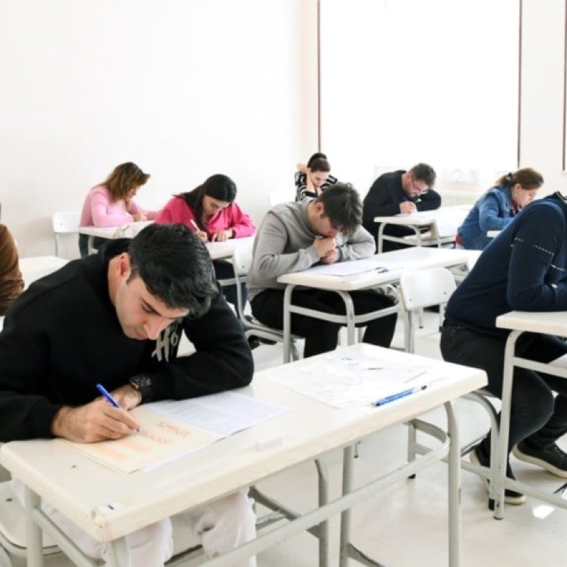 Azərbaycanda dövlət işçilərinin sayının azalması davam edir