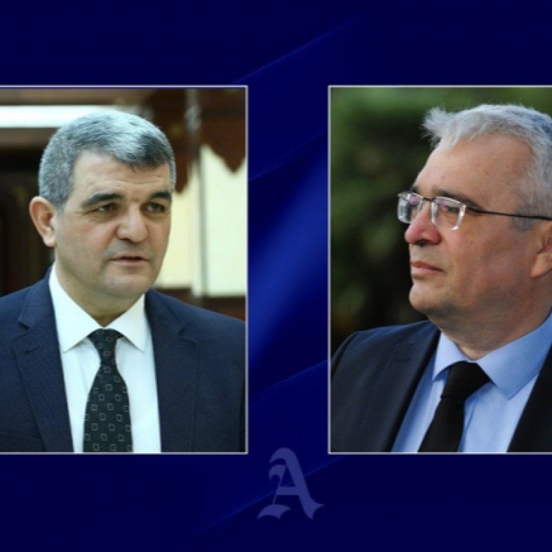 Fazil Mustafa İlqar Məmmədova: “Çalış, o cür qadınlar səndən razı qalsınlar”