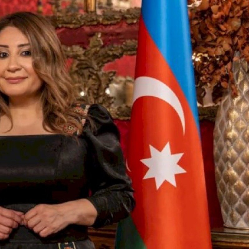 Dünən yanğında ölən şəxs məşhur yazıçının keçmiş xanımı imiş - Foto