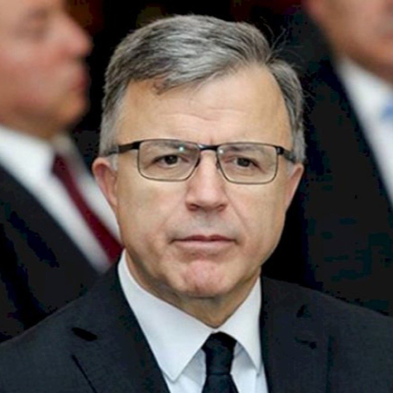 Keçmiş nazirin dövlətə borcu 5 dəfə artdı