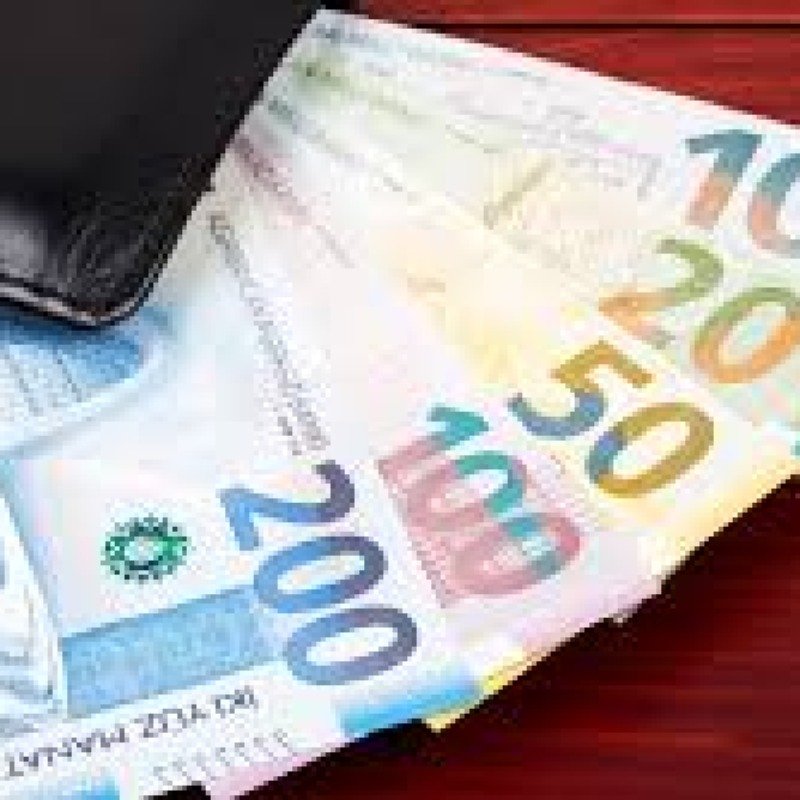 Büdcəyə qənaət: Dövlət qulluqçuları üçün əlavə ödənişlər və mükafatlar ləğv olunur