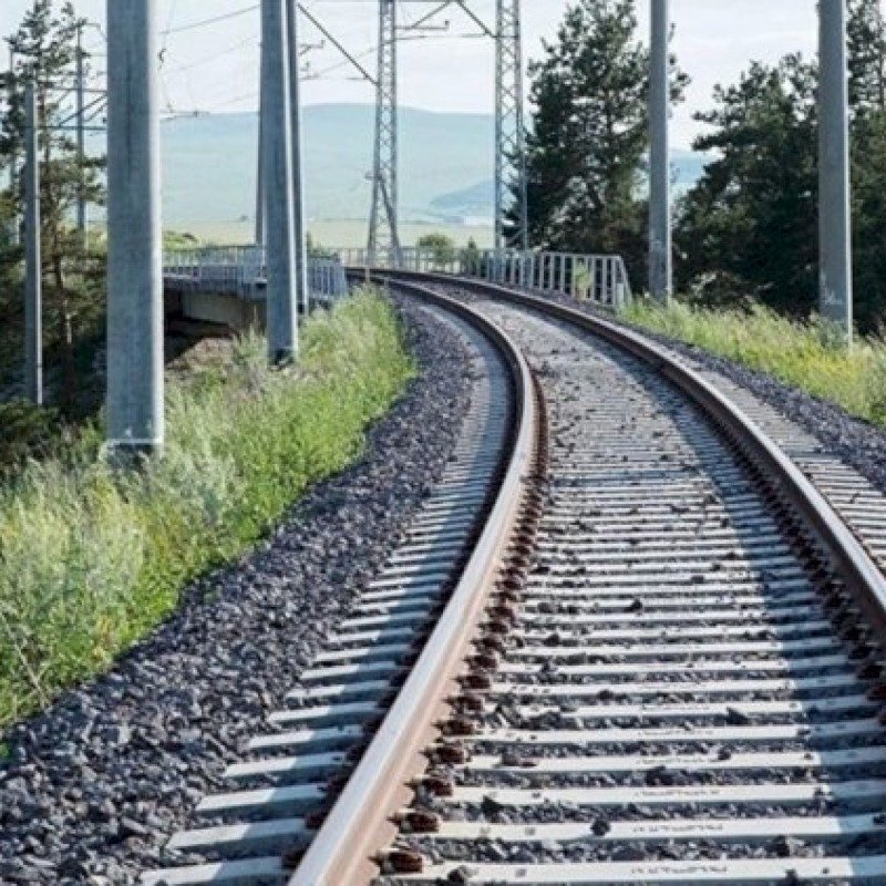 İran Rəşt-Astara dəmir yolunun tikintisinə başlayacağı vaxtı açıqladı