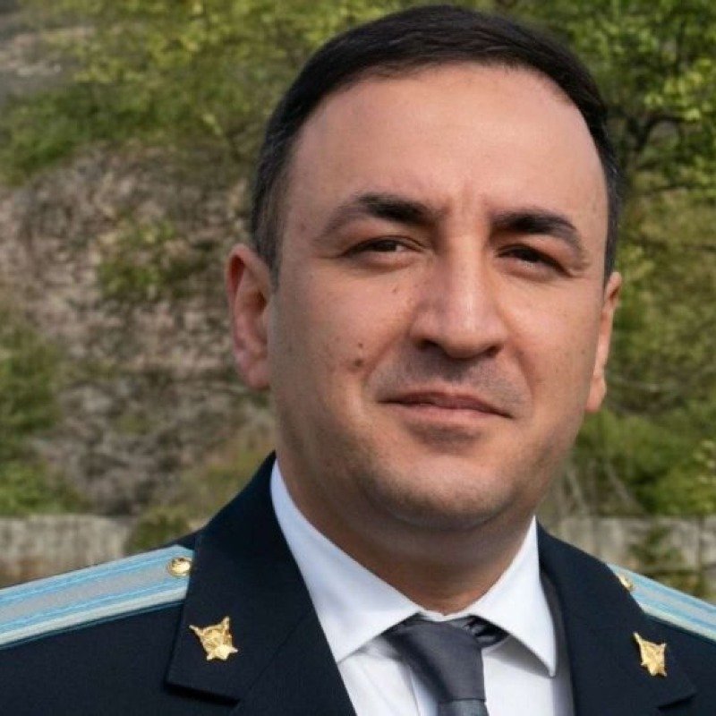 Qalmaqallı prokuror işdən çıxarıldı