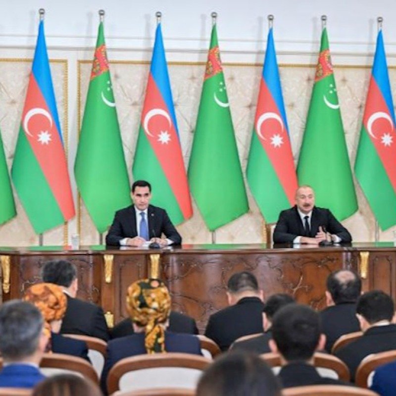 Prezidentlər mətbuata bəyanatlarla çıxış ediblər
