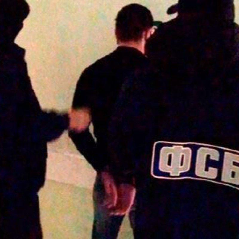 FSB Azərbaycan vətəndaşını məxfi sənədləri oğurlamaqda ittiham edərək həbs edib